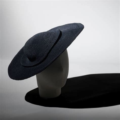 sombrero Christian Dior .